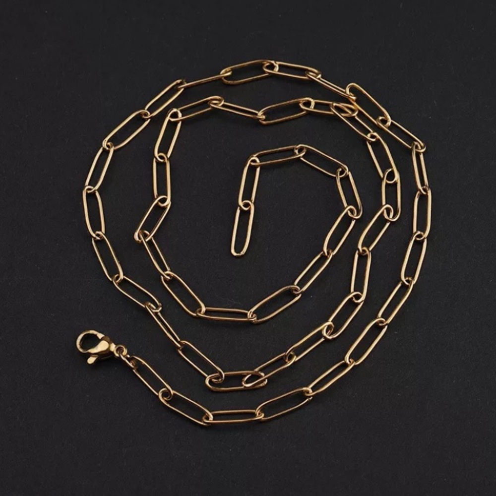 Dainty Gold Plated Paperclip Chain Necklace - Picture 4 of 5